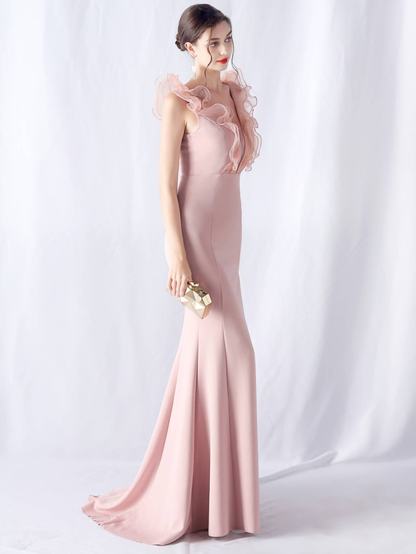 Elegantna bela obleka Maude (11) Elegantna bela obleka Maude VELIKOST: S|M|L|XL|XXL BARVA: Roza